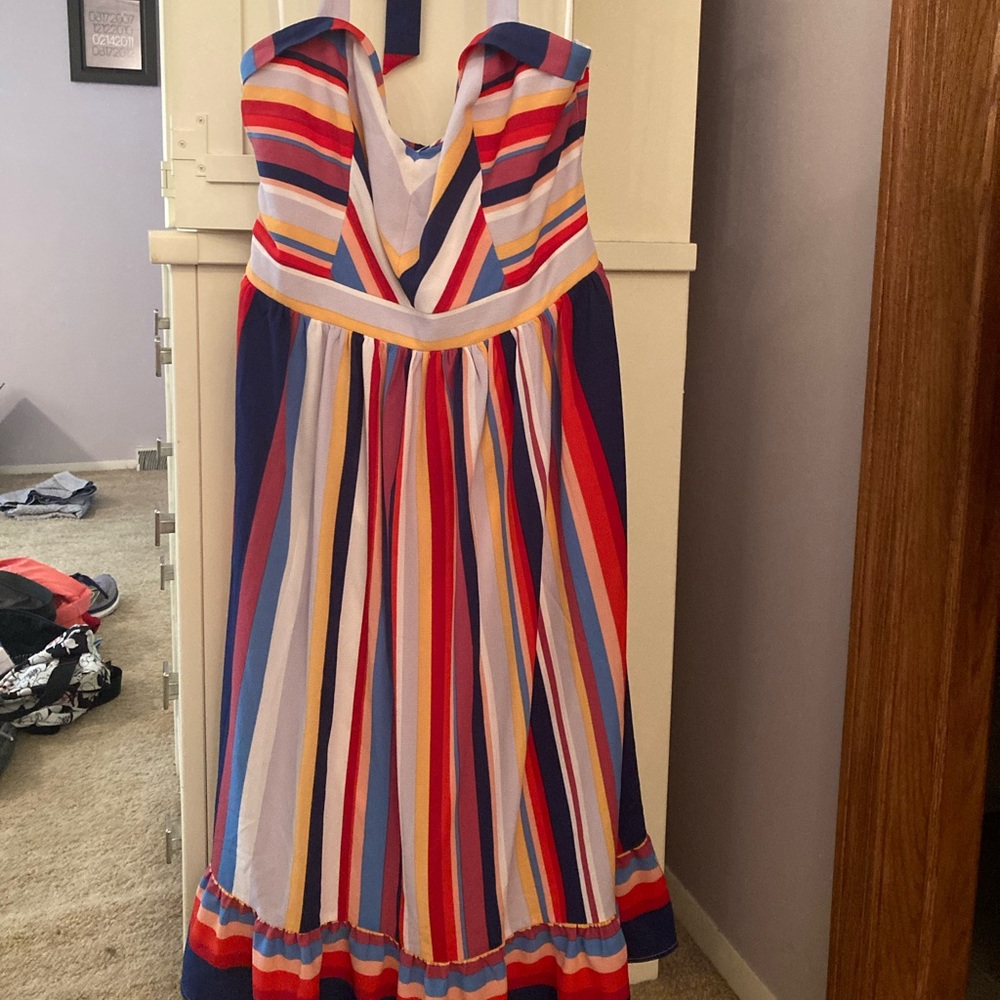 Large Modcloth Halter midi dress